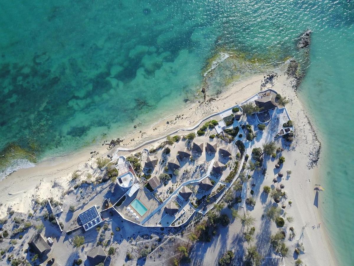 Salary Bay Hotel Tsifota Exterior photo