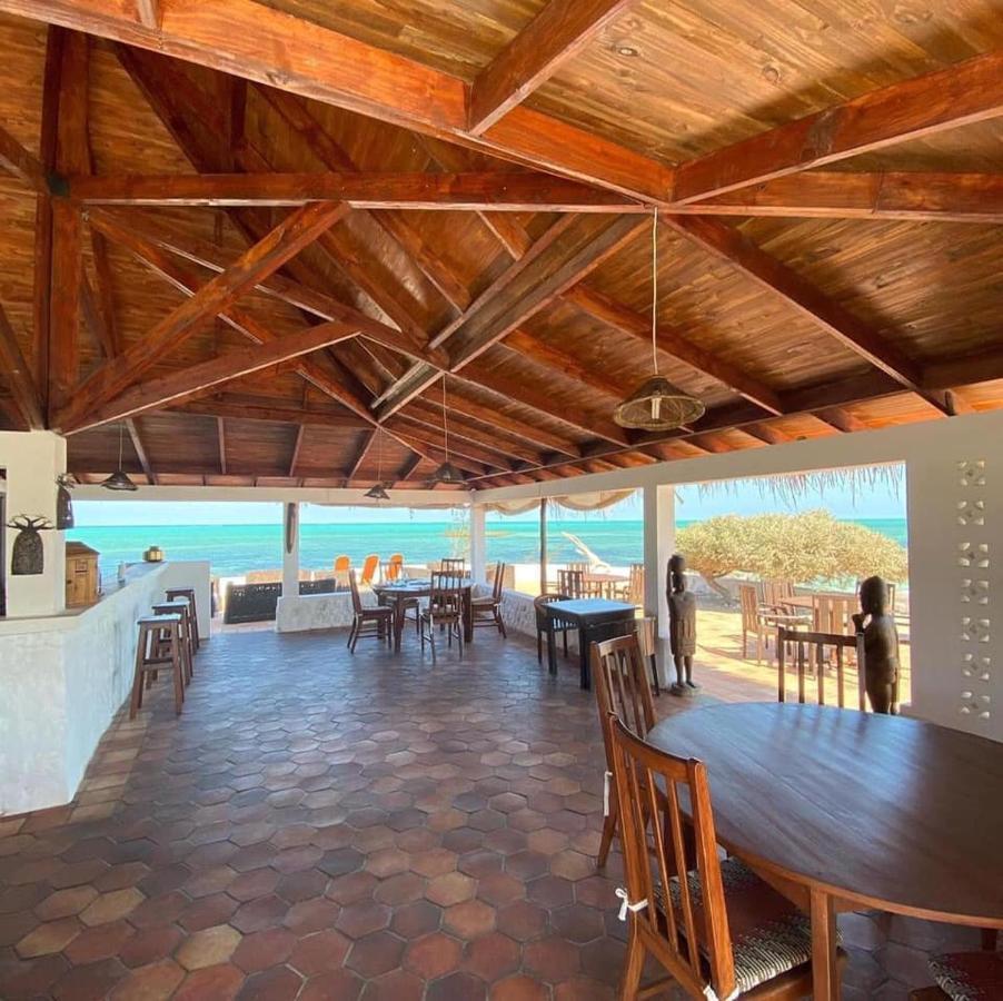 Salary Bay Hotel Tsifota Exterior photo